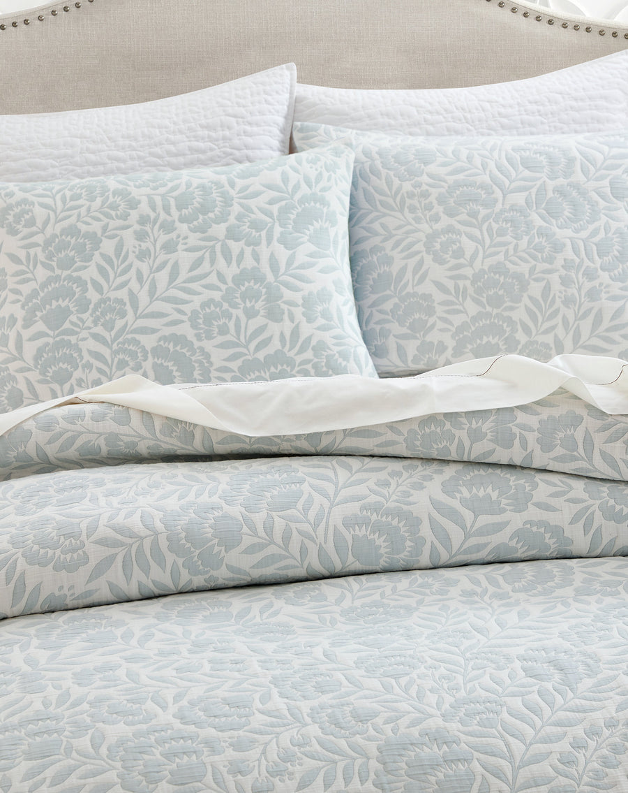 Studio 16, Toronto - Colette Cotton Matelassé Duvet Cover Set with 1/2