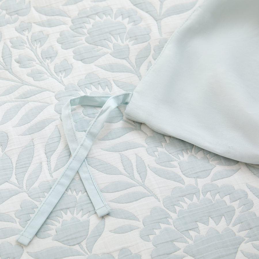 Studio 16, Toronto - Colette Cotton Matelassé Duvet Cover Set with 1/2