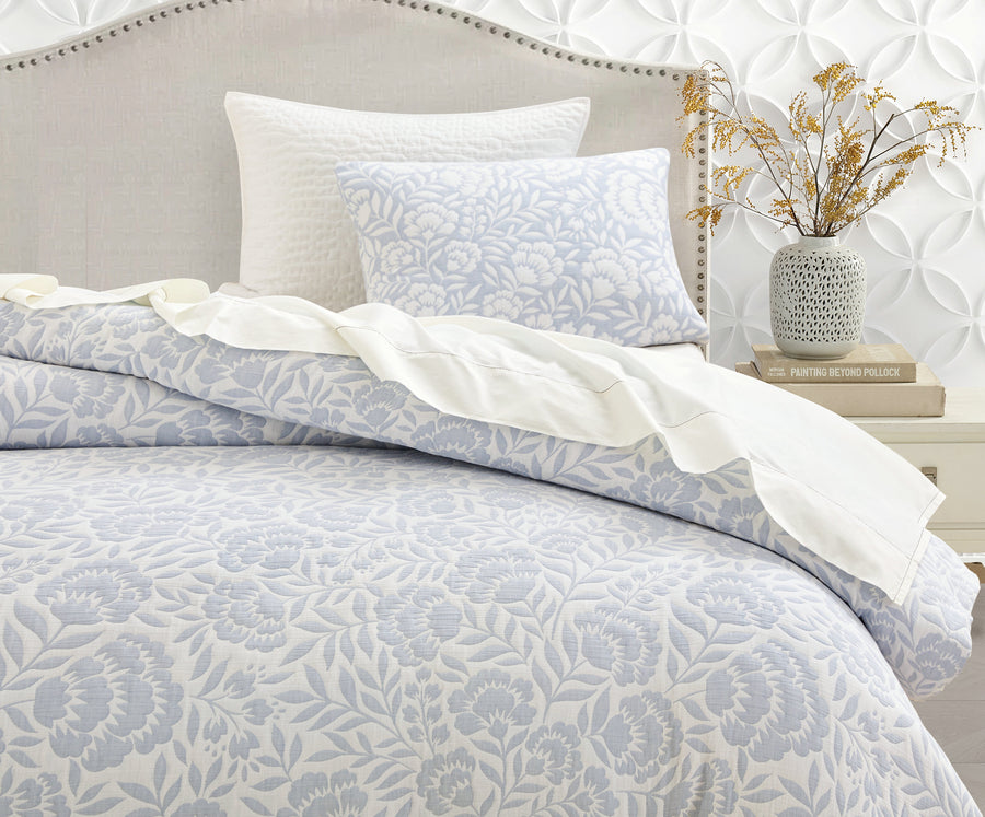 Studio 16, Toronto - Colette Cotton Matelassé Duvet Cover Set with 1/2