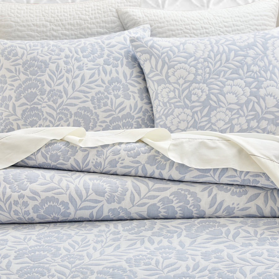 Studio 16, Toronto - Colette Cotton Matelassé Duvet Cover Set with 1/2