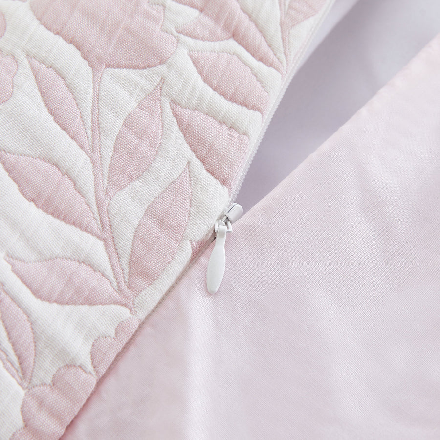 Studio 16, Toronto - Colette Cotton Matelassé Duvet Cover Set with 1/2