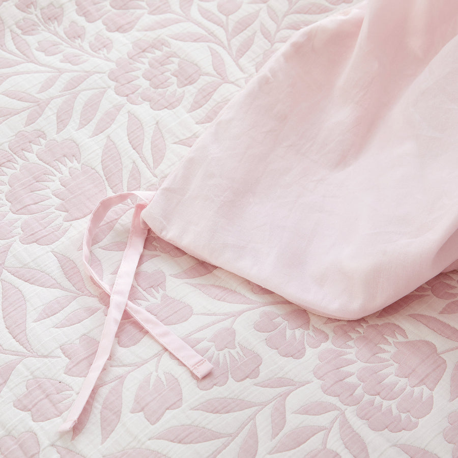 Studio 16, Toronto - Colette Cotton Matelassé Duvet Cover Set with 1/2